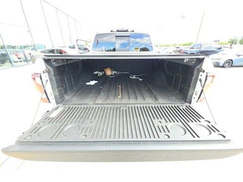 Used 2023 Nissan Titan PRO-4X w/ Pro-4x Convenience Package AWD/4WD image 27