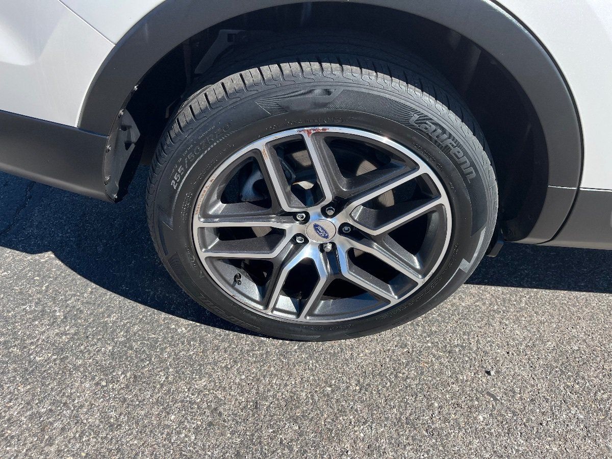 Used 2017 Ford Explorer Sport AWD/4WD image 46