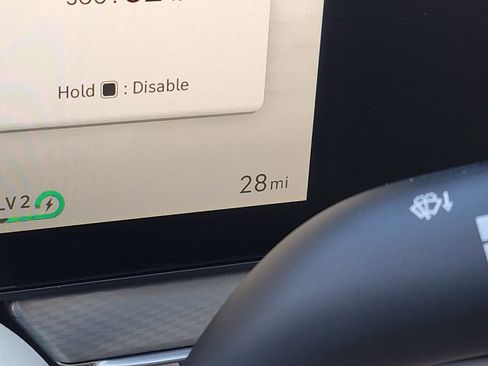 Used 2025 Genesis GV60 Advanced image 31