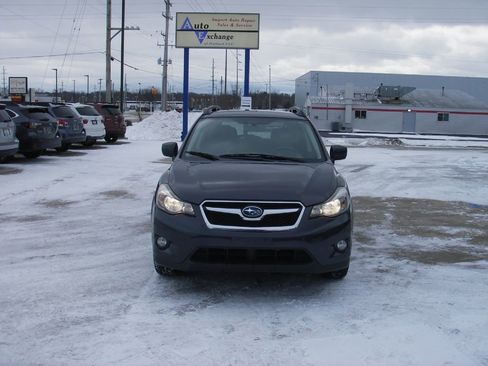 Used 2014 Subaru Crosstrek 2.0i Premium image 12