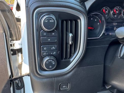Used 2023 Chevrolet Silverado 2500 LT w/ Convenience Package AWD/4WD image 16