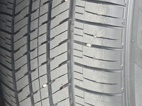 Certified 2024 Volkswagen Tiguan SE AWD/4WD image 15