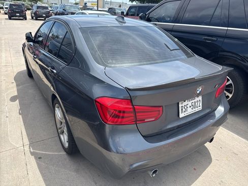 Used 2017 BMW 340i Sedan RWD image 4