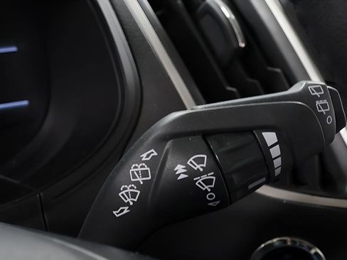 Used 2024 Ford Edge SEL image 16