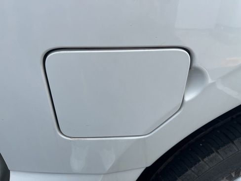 Used 2017 Nissan Titan S RWD image 19
