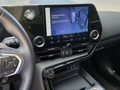 Used 2024 Lexus NX 250 FWD w/ Towing Package (2000 Lbs) image 9
