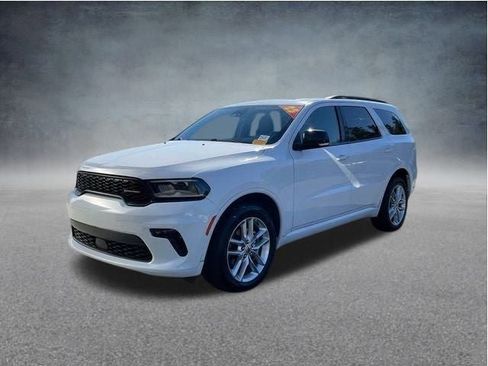 Used 2023 Dodge Durango GT image 9