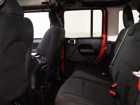 Used 2018 Jeep Wrangler Unlimited Sport S image 30