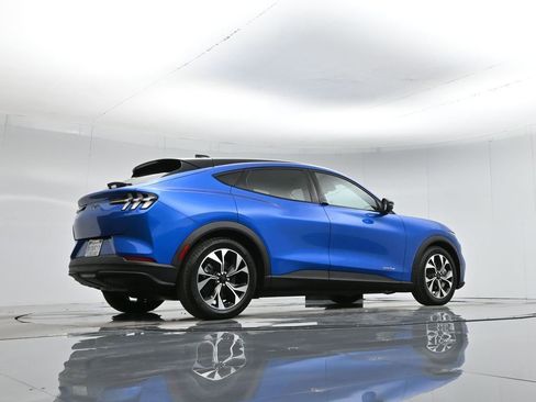 Certified 2025 Ford Mustang Mach-E Select w/ Comfort Package Lite image 49