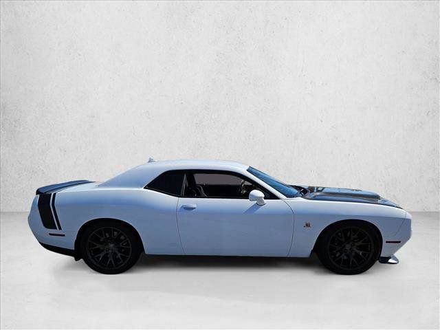Used 2018 Dodge Challenger R/T Scat Pack w/ Leather Interior Group RWD image 4