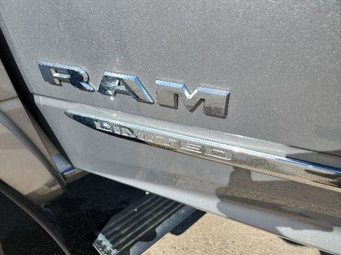 Used 2022 RAM 2500 Limited AWD/4WD image 42