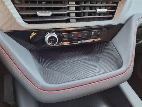 Used 2025 Ford Explorer ST-Line w/ ST-Line Street Pack image 61