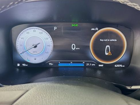 Used 2021 Hyundai Santa Fe Limited AWD/4WD image 21