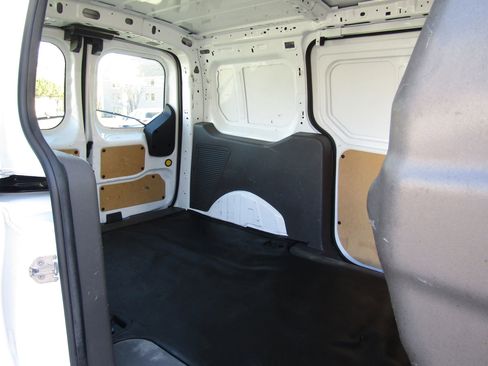 Used 2022 Ford Transit Connect XL FWD image 14