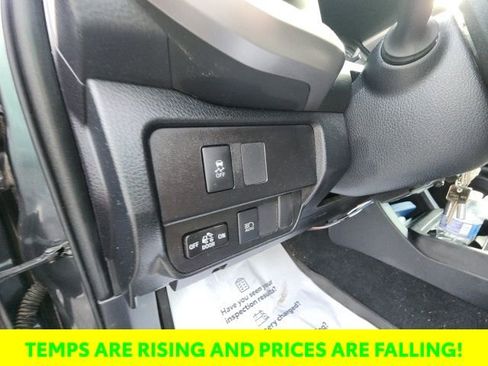 Used 2020 Toyota Tacoma SR5 image 24