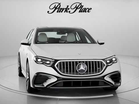New 2026 Mercedes-Benz E 53 AMG e 4MATIC Sedan image 33