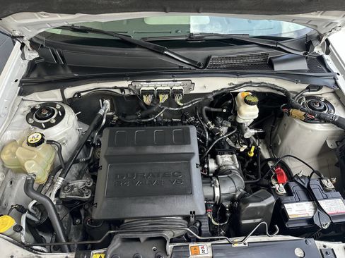 Used 2012 Ford Escape XLT FWD image 10