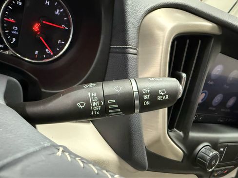 Used 2022 GMC Terrain Denali w/ Denali Premium Package image 12