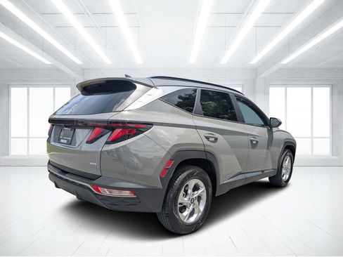 Used 2024 Hyundai Tucson SEL AWD/4WD image 3
