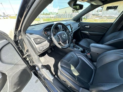 Used 2020 Jeep Cherokee High Altitude AWD/4WD image 10