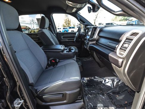 Used 2024 RAM 2500 Big Horn image 32