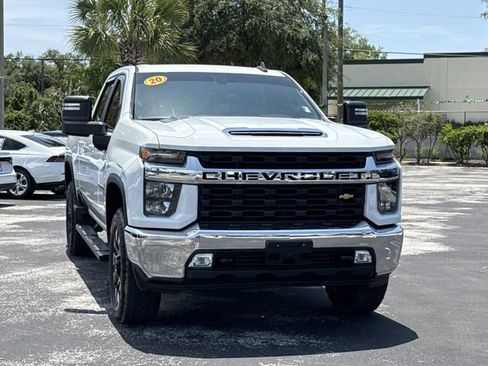 Used 2020 Chevrolet Silverado 2500 LT w/ Convenience Package RWD image 3