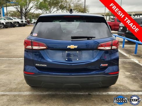 Used 2022 Chevrolet Equinox LS w/ LS Convenience Package image 5