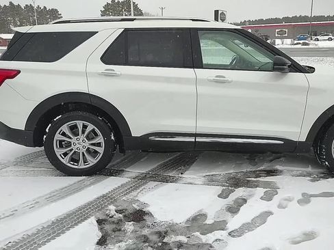 Used 2020 Ford Explorer Limited w/ Class III Trailer Tow Package image 10
