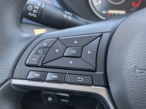 New 2025 Nissan Versa SV w/ Trunk Package image 22