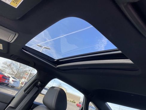 Used 2025 Honda Civic Sport image 14