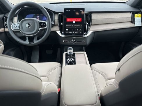 New 2026 Volvo XC90 B6 Plus w/ Protection Package Premier image 11