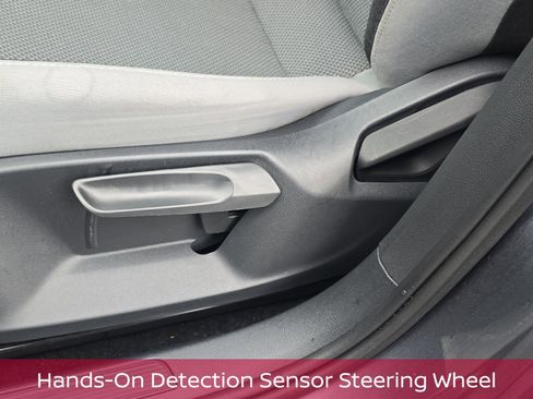 Used 2022 Volkswagen Taos S w/ IQ Drive S Package image 14