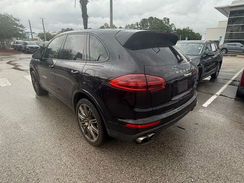 Used 2017 Porsche Cayenne S Platinum AWD/4WD image 15