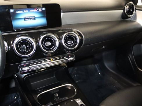 Used 2019 Mercedes-Benz A 220 image 44