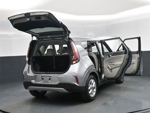 New 2025 Kia Soul LX w/ LX Technology Package image 37