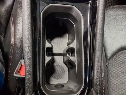Used 2025 Jeep Compass Trailhawk AWD/4WD image 18