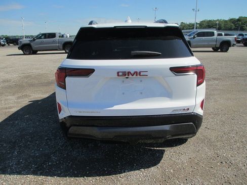 New 2026 GMC Terrain AT4 image 5