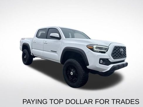 Used 2020 Toyota Tacoma TRD Off-Road w/ TRD Premium Off Road Package image 11