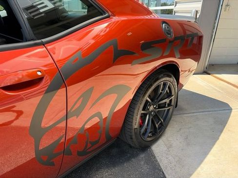 Used 2023 Dodge Challenger SRT Hellcat RWD image 9
