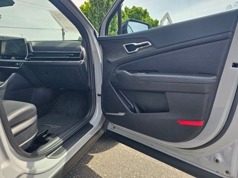 Used 2024 Kia Sportage X-Line w/ X-Line Premium Package AWD/4WD image 15