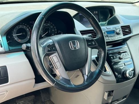 Used 2011 Honda Odyssey EX-L image 2