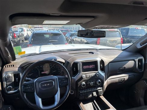 Used 2023 GMC Sierra 2500 SLT w/ SLT Premium Package image 16