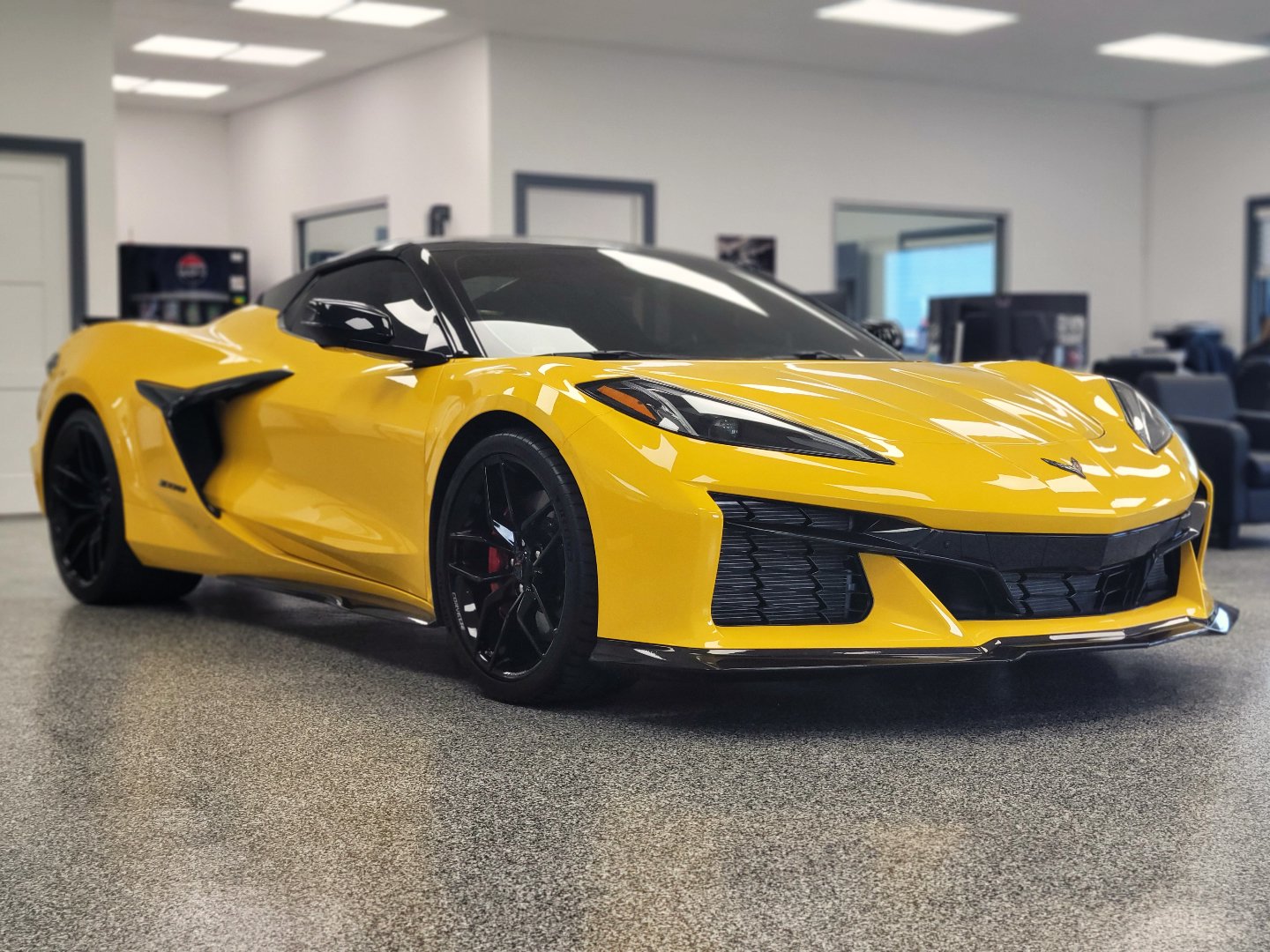 Used 2026 Chevrolet Corvette Z06 w/ Battery Protection Package RWD image 3