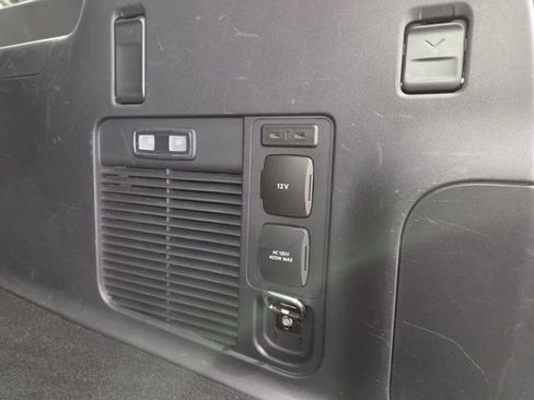 Used 2025 Ford Expedition Max Platinum AWD/4WD image 47