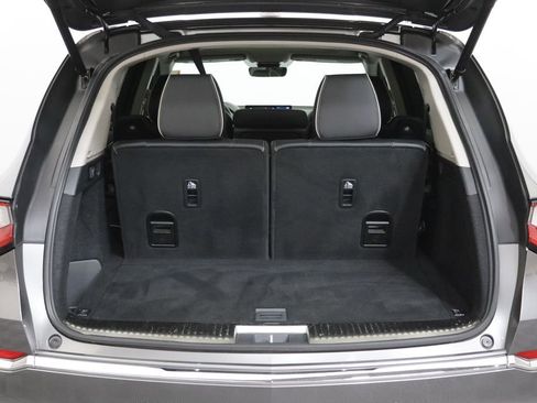 Used 2024 Acura MDX SH-AWD w/ Advance Package image 30