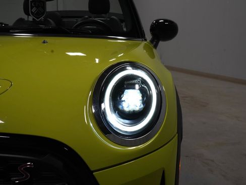 Certified 2023 MINI Cooper S FWD image 28