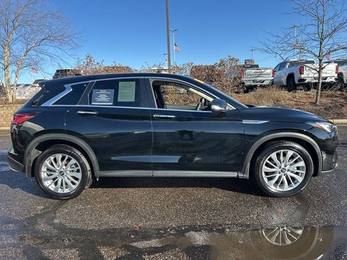 Certified 2025 INFINITI QX50 Pure image 14