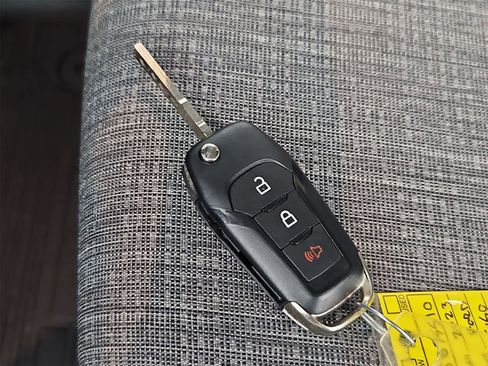 Used 2023 Ford F150 XLT w/ Trailer Tow Package image 36