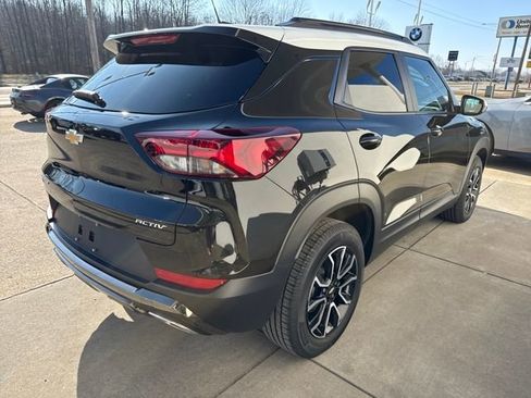 Used 2023 Chevrolet TrailBlazer ACTIV image 5