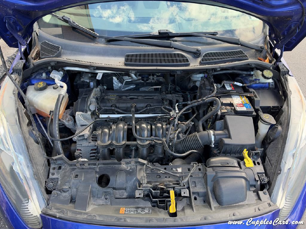 Used 2014 Ford Fiesta SE w/ Equipment Group 201A FWD image 12